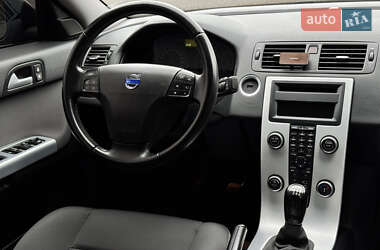 Седан Volvo S40 2012 в Стрые