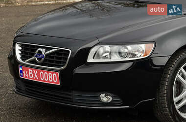 Седан Volvo S40 2012 в Стрые