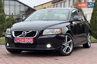 Седан Volvo S40 2012 в 