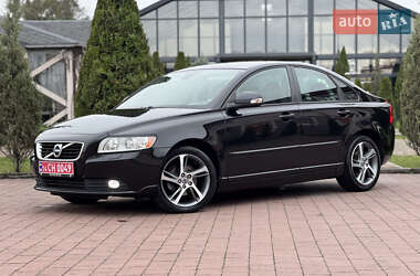 Седан Volvo S40 2012 в 
