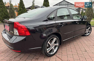 Седан Volvo S40 2012 в 