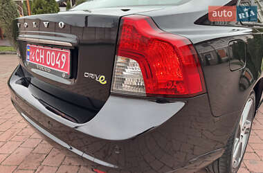 Седан Volvo S40 2012 в 