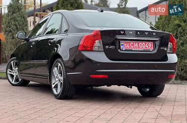 Седан Volvo S40 2012 в 
