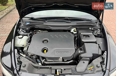 Седан Volvo S40 2012 в 