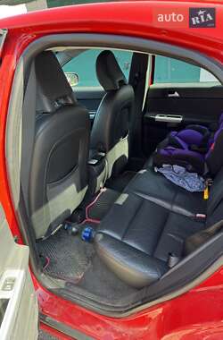 Седан Volvo S40 2010 в 