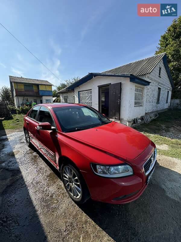 Седан Volvo S40 2010 в 