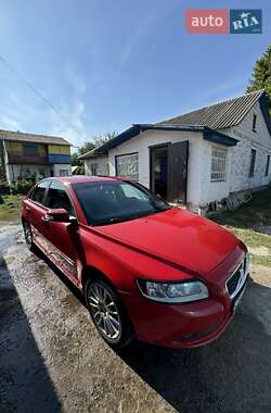 Седан Volvo S40 2010 в 