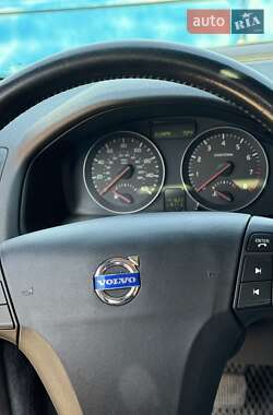 Седан Volvo S40 2010 в 