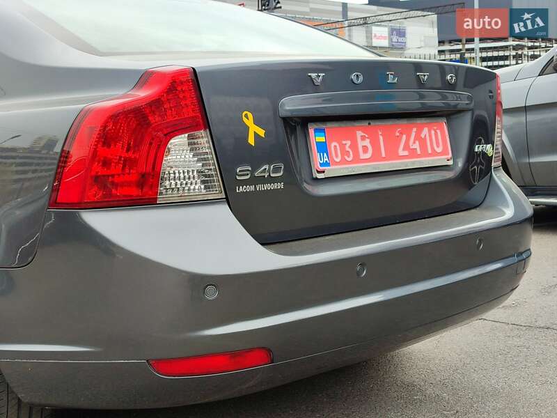 Седан Volvo S40 2011 в Киеве