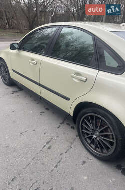 Седан Volvo S40 2005 в 