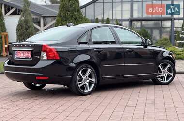 Седан Volvo S40 2012 в 