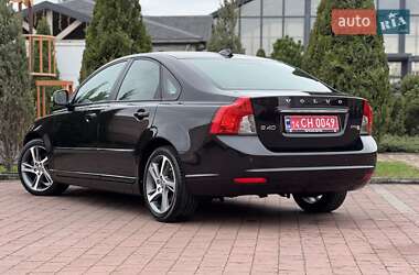 Седан Volvo S40 2012 в 