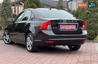 Седан Volvo S40 2012 в 