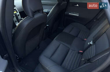 Седан Volvo S40 2012 в 