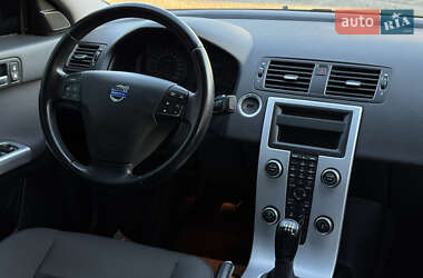 Седан Volvo S40 2012 в 