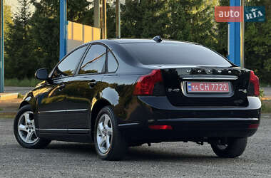 Седан Volvo S40 2012 в 