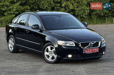 Седан Volvo S40 2012 в 