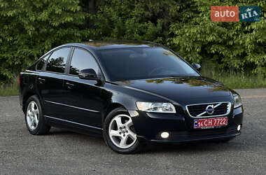 Седан Volvo S40 2012 в 