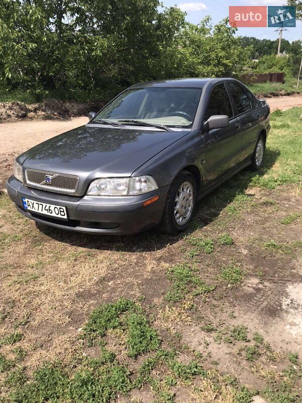 Седан Volvo S40 2001 в 