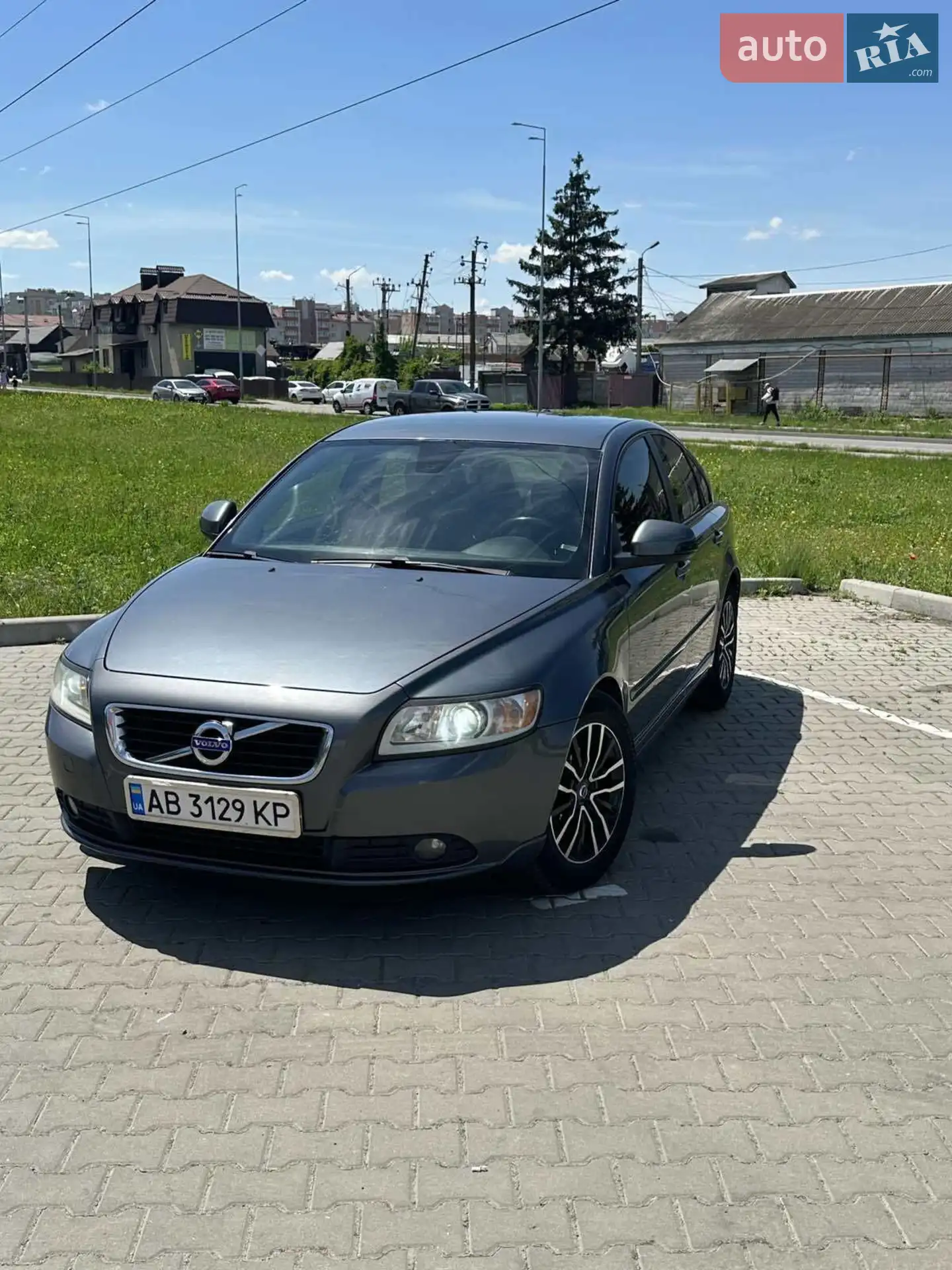 2010 Volvo S40 - фото 1