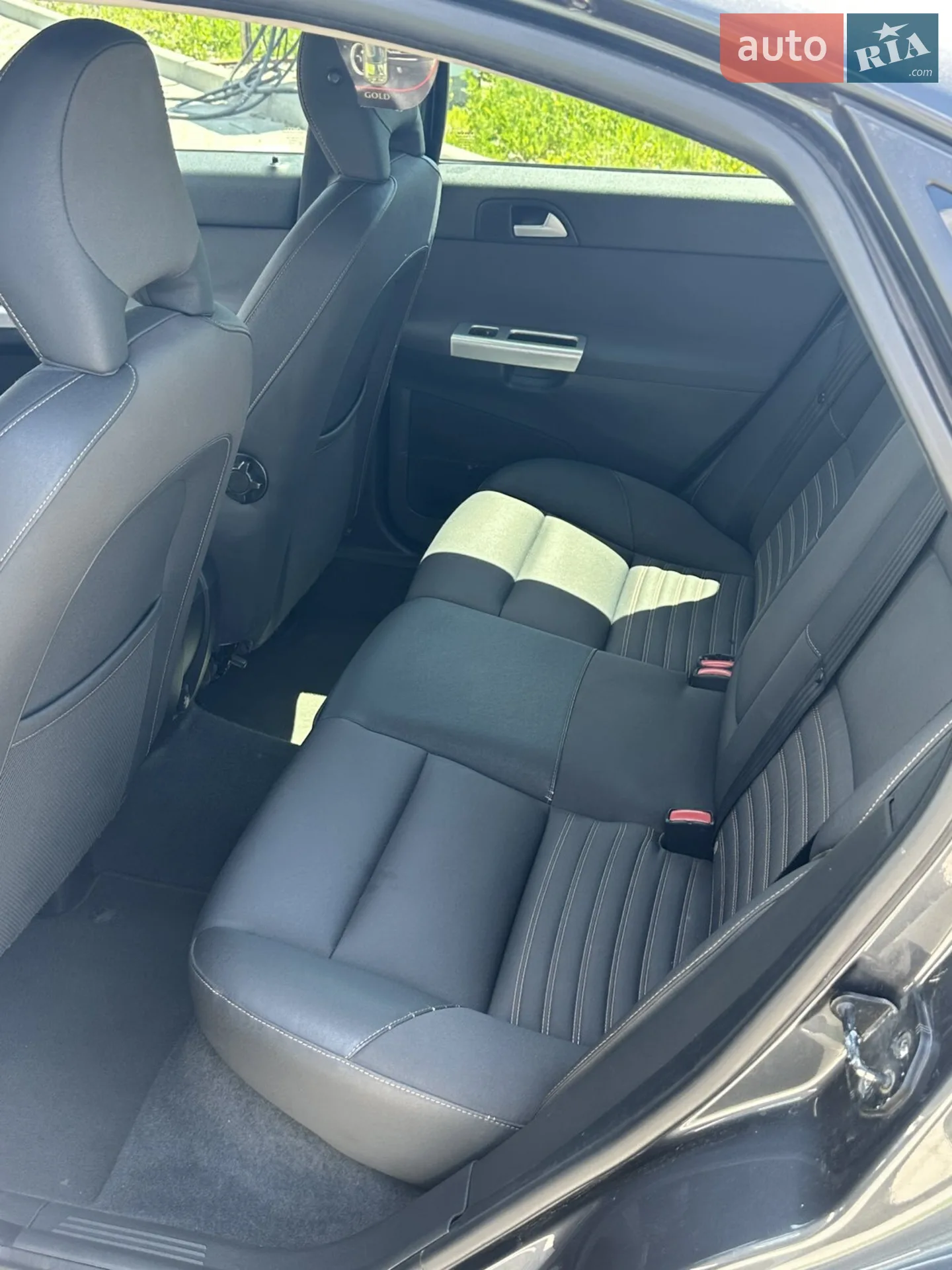 2010 Volvo S40 - мініатюра 6