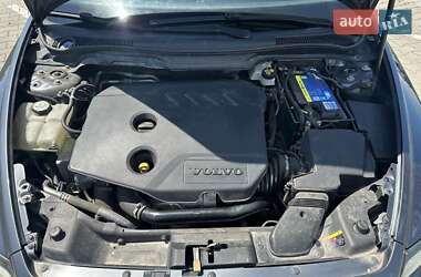 Седан Volvo S40 2010 в 