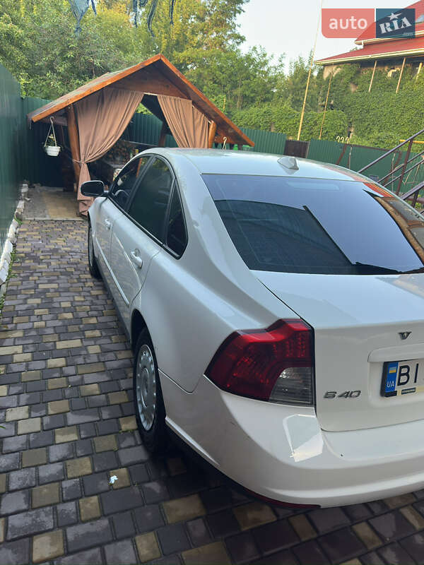 Седан Volvo S40 2008 в Кременчуге