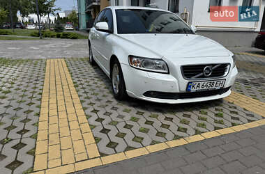 Седан Volvo S40 2012 в 