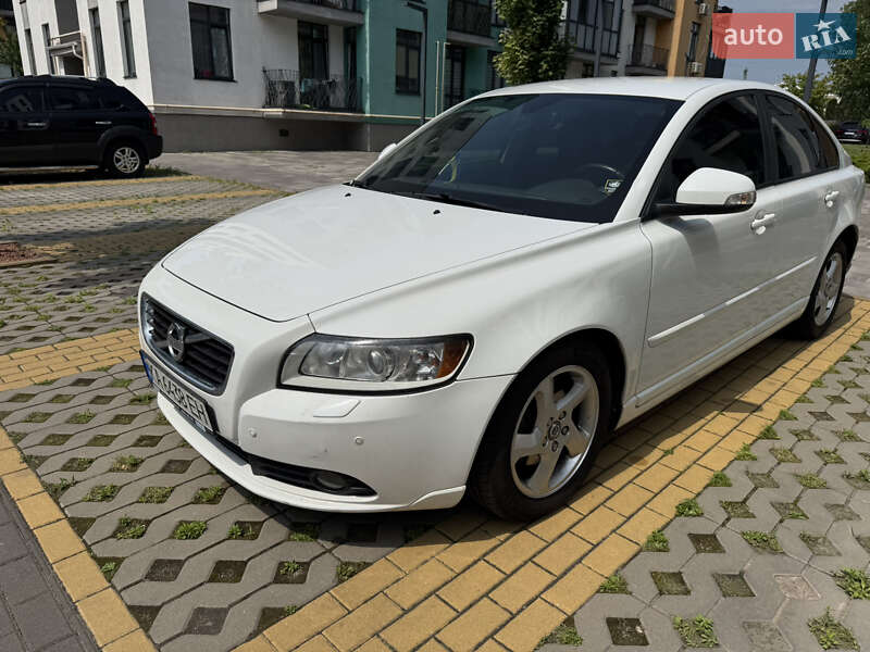 Седан Volvo S40 2012 в Києві