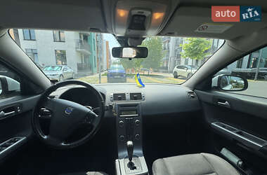 Седан Volvo S40 2012 в 
