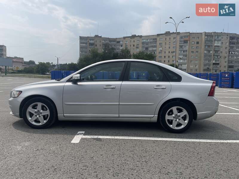 Седан Volvo S40 2007 в Каменец-Подольском