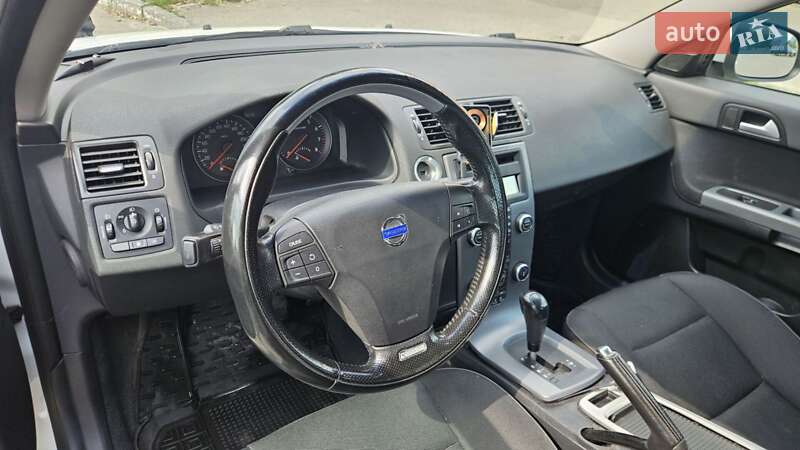 Седан Volvo S40 2011 в Києві фото 7 Седан Volvo S40 2011 в Києві