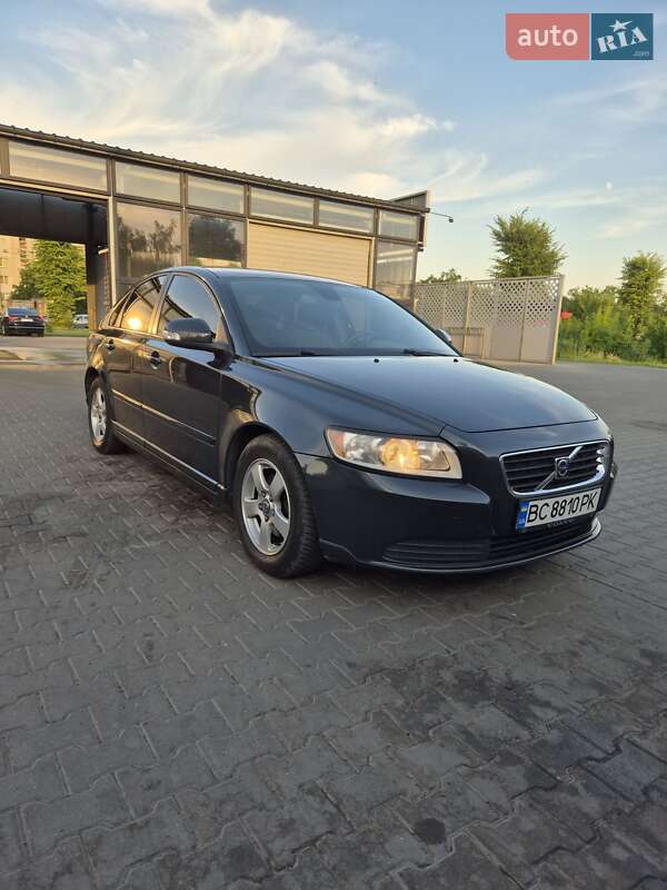 Седан Volvo S40 2009 в Шептицькому