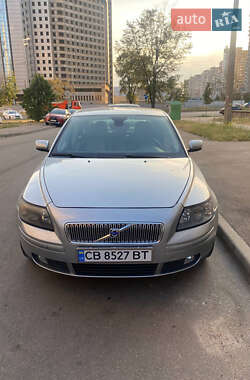 Седан Volvo S40 2006 в Чернигове
