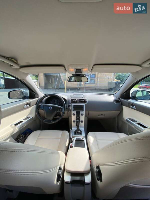 Седан Volvo S40 2011 в Копичинці