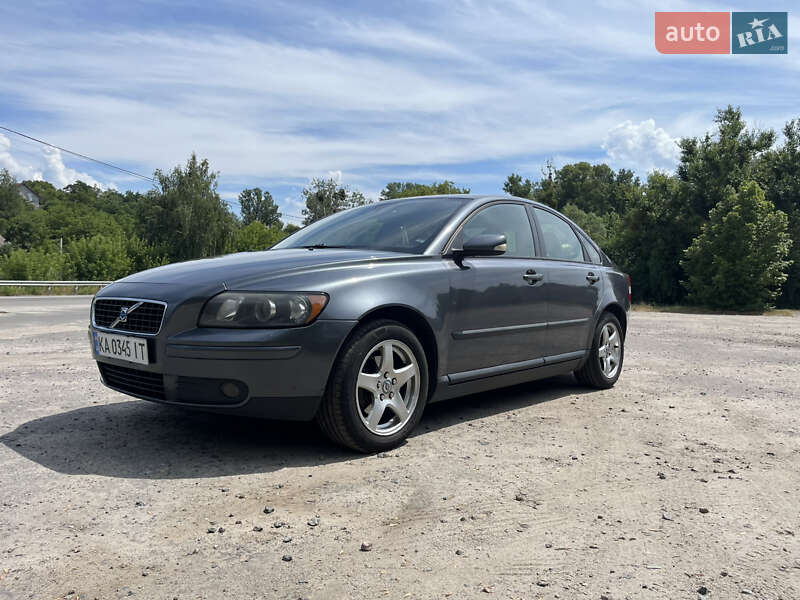 Седан Volvo S40 2006 в Украинке