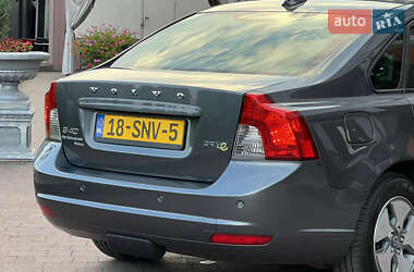 Седан Volvo S40 2011 в 