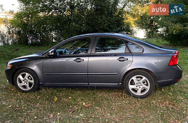 Седан Volvo S40 2011 в 