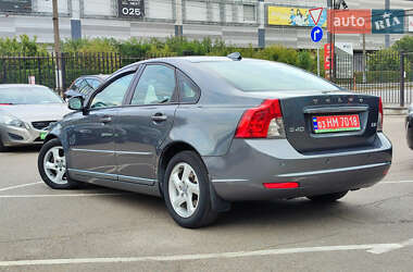 Седан Volvo S40 2011 в 