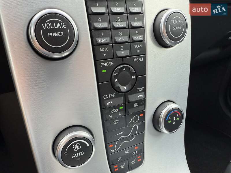 Седан Volvo S40 2010 в Стрые