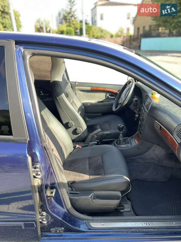 Седан Volvo S40 1997 в Звягеле фото 14 Седан Volvo S40 1997 в Звягеле
