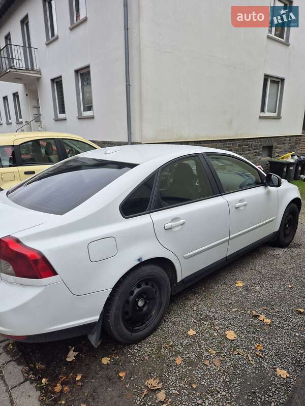 Седан Volvo S40 2009 в Кропивницькому