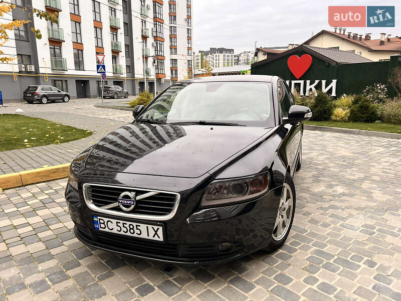 Седан Volvo S40 2010 в Ивано-Франковске фото 2 Седан Volvo S40 2010 в Ивано-Франковске