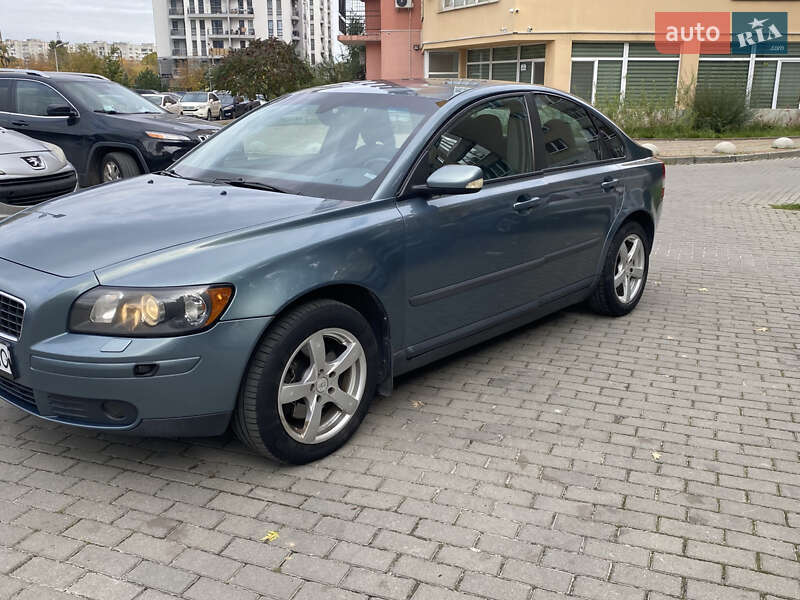 Седан Volvo S40 2004 в Львове