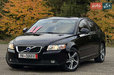 Седан Volvo S40 2012 в 