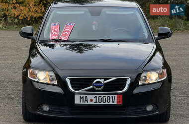 Седан Volvo S40 2012 в 
