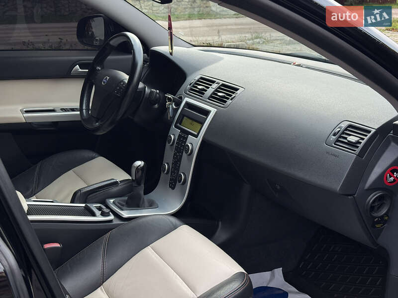 Седан Volvo S40 2012 в Моршині фото 86 Седан Volvo S40 2012 в Моршині