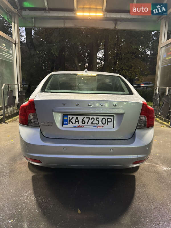 Седан Volvo S40 2011 в Киеве