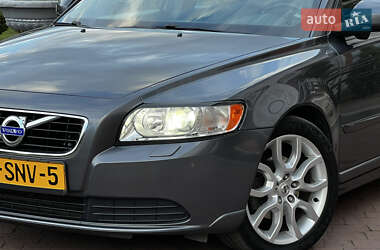Седан Volvo S40 2011 в  фото 11 Седан Volvo S40 2011 в