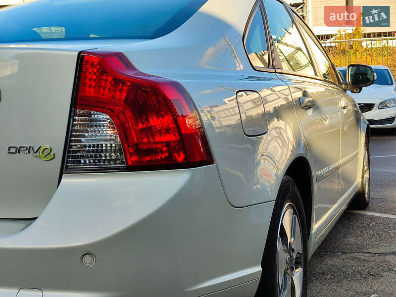 Седан Volvo S40 2011 в Киеве фото 15 Седан Volvo S40 2011 в Киеве